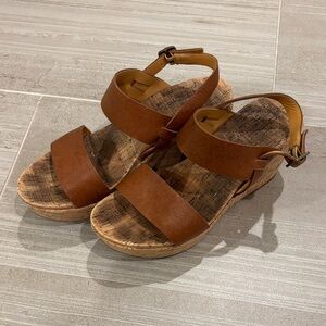 Elegant Tan Wedge Sandals